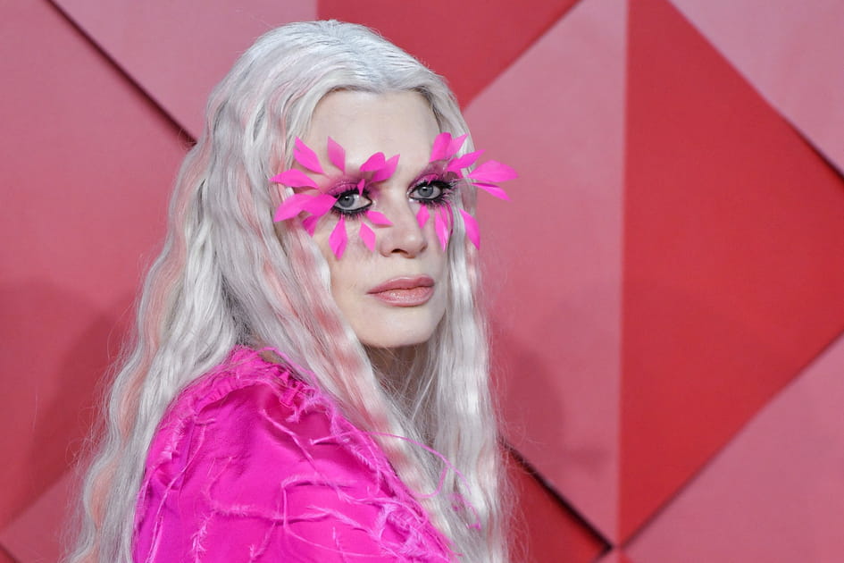 Les cils &agrave; fleurs de Kristen McMenamy