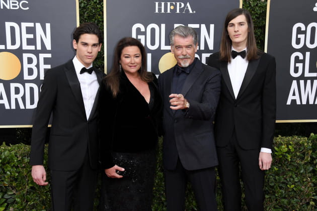 Pierce Brosnan&nbsp;: en famille avec sa femme et ses fils Paris et Dylan