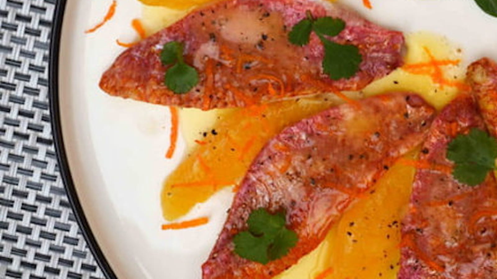 Filets de rouget de roche au beurre d'agrumes (orange et clémentine)