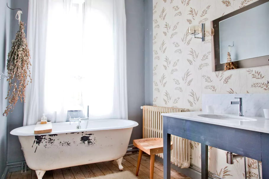 Salle de bains bleue : comment faire le plein de fraîcheur ?