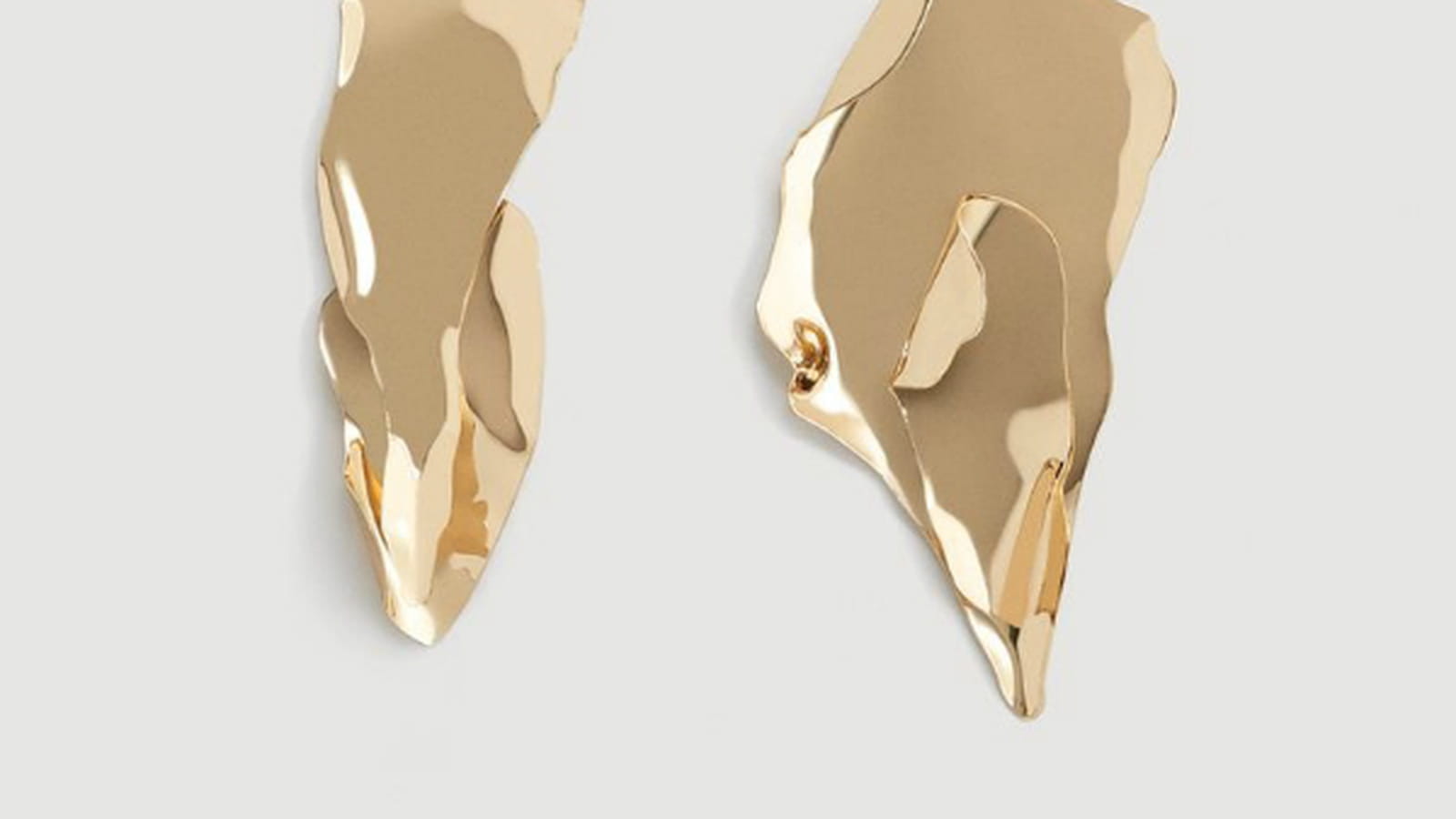 Boucles d'oreilles conceptuelles