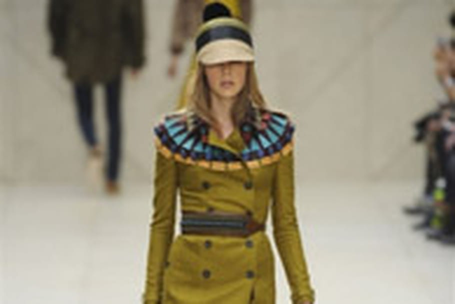 Exotisme à la sauce anglaise chez Burberry Prorsum