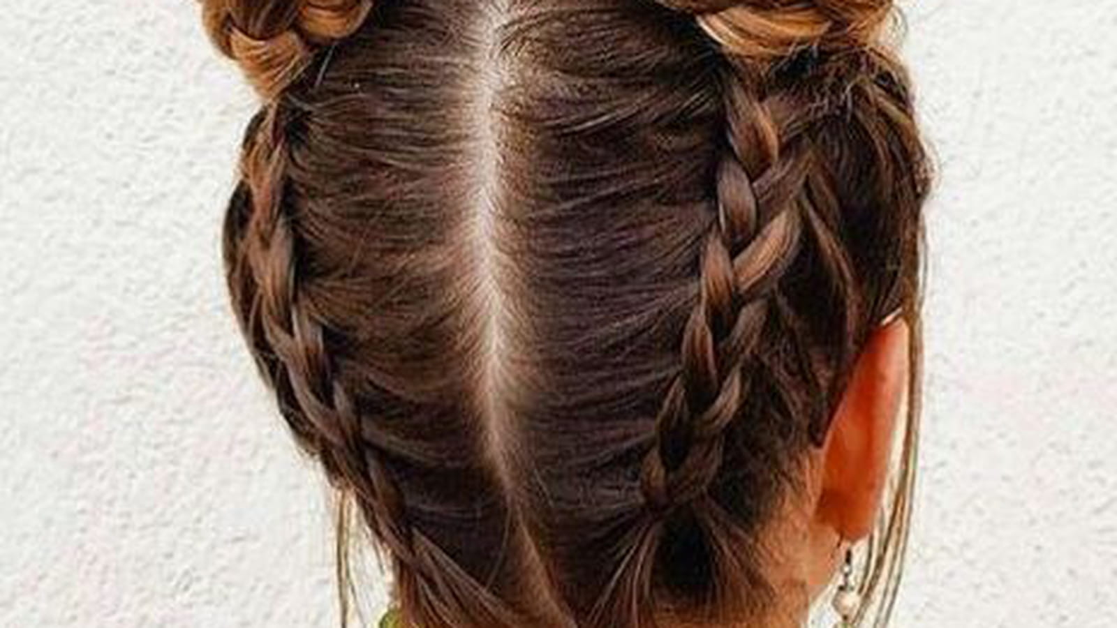 Le double chignon tressé 