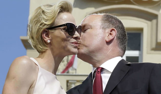 Petit bisous du couple monégasque