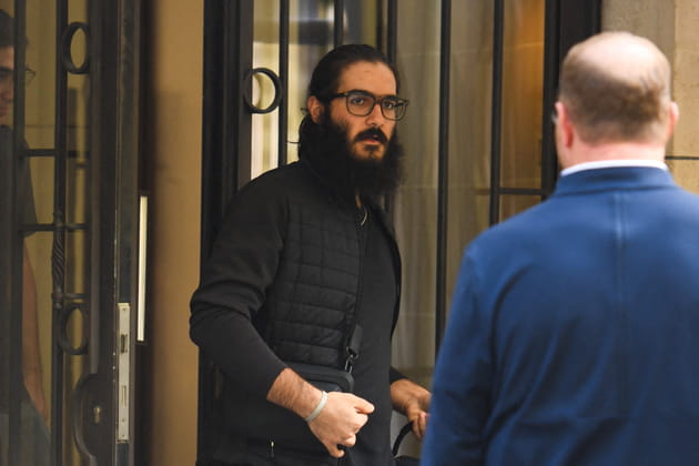 Eddy, le fils de C&eacute;line Dion, sort du Royal Monceau