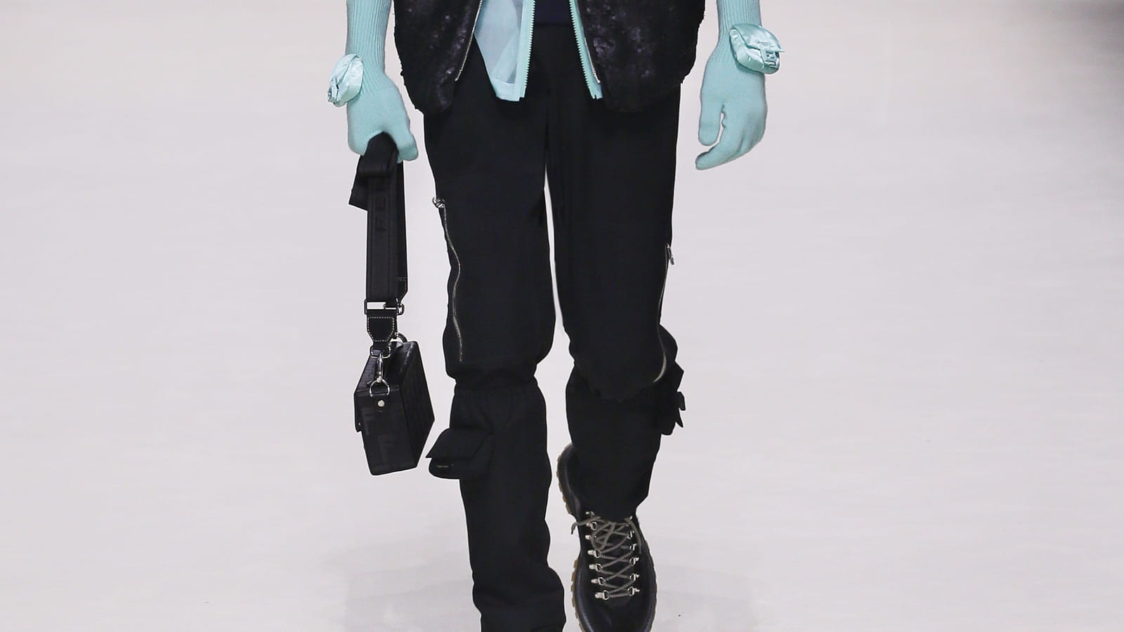 Look 39