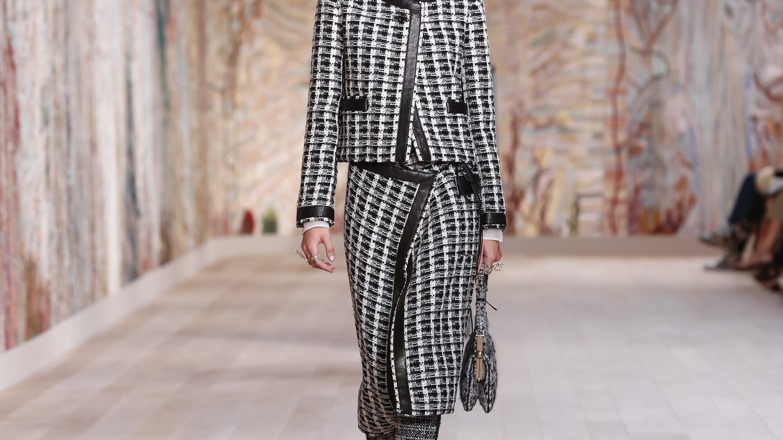 Look 20