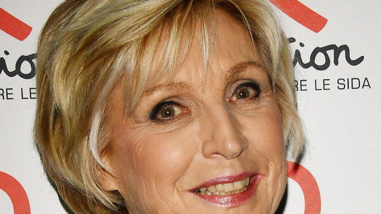 Evelyne Dhéliat