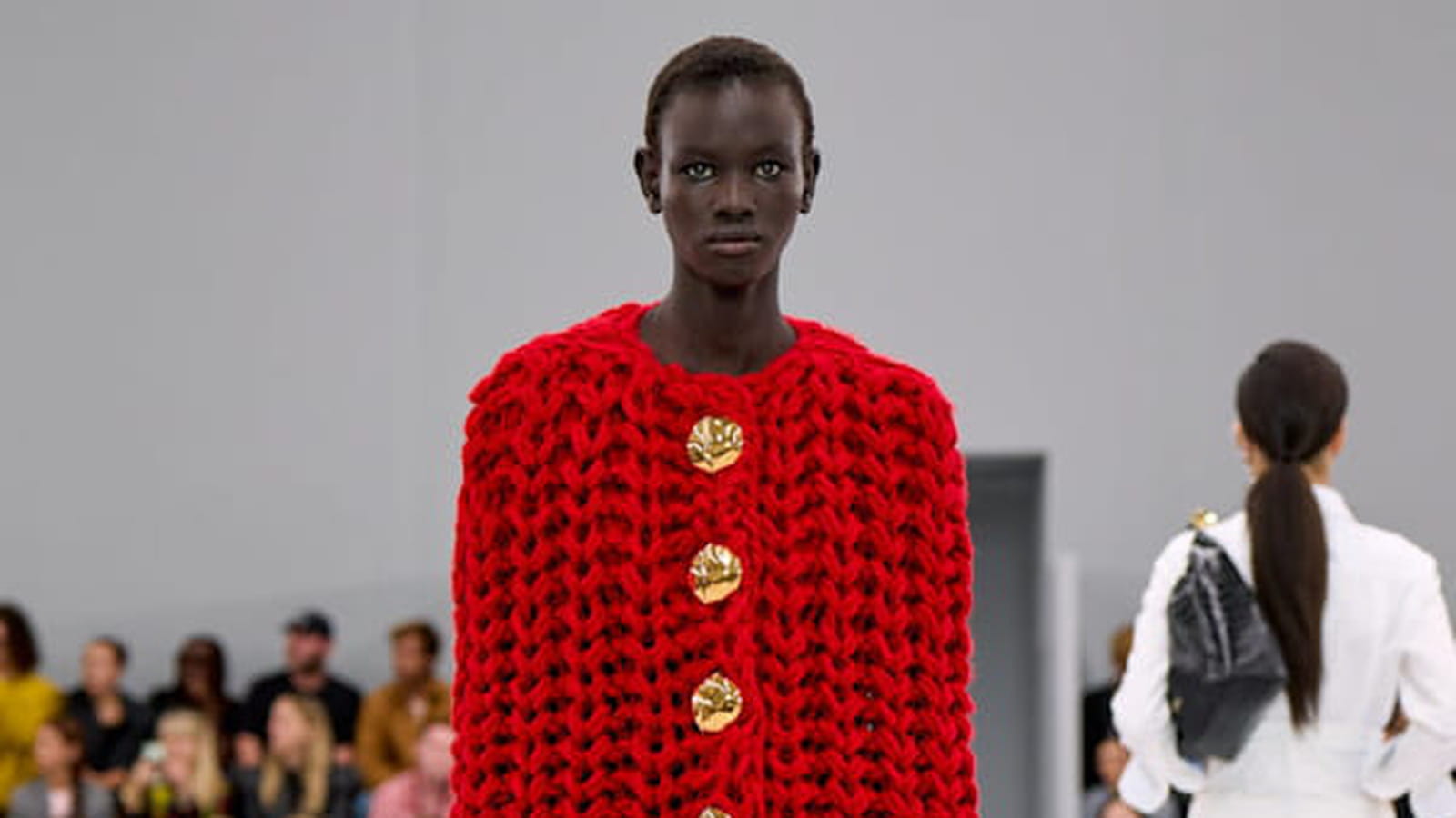 Défilé Loewe printemps-été 2024