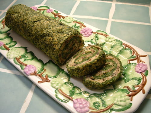 Roulé aux épinards et aux champignons