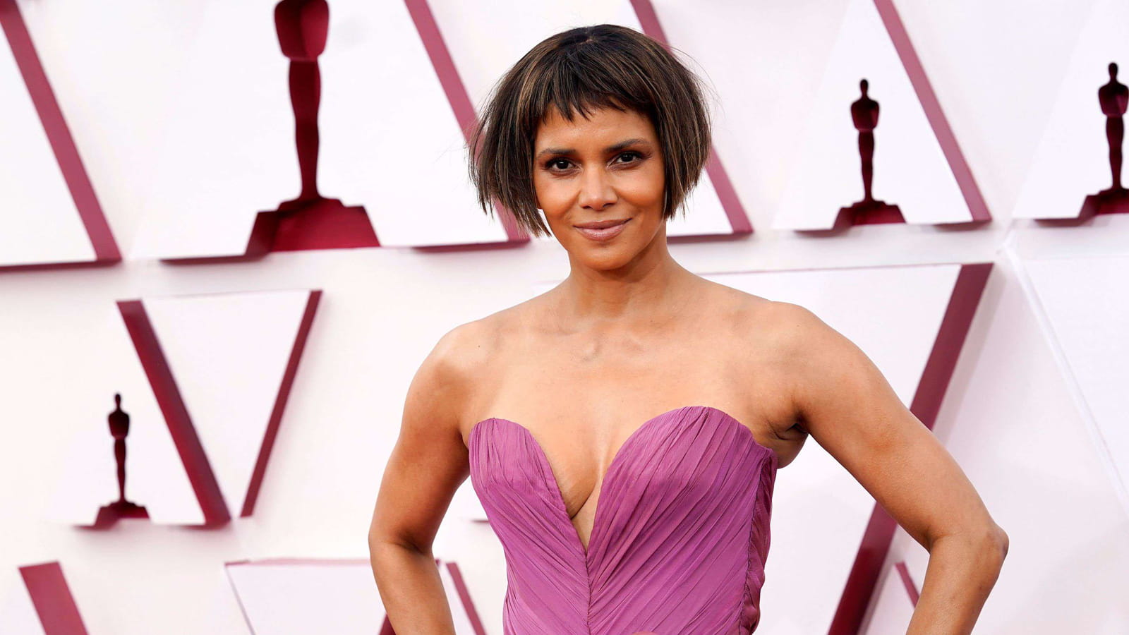 Halle Berry 
