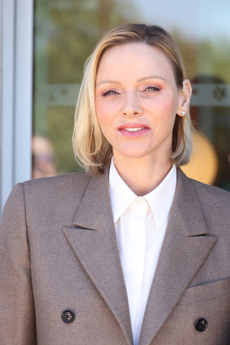Charlene-Monaco-carre-blond