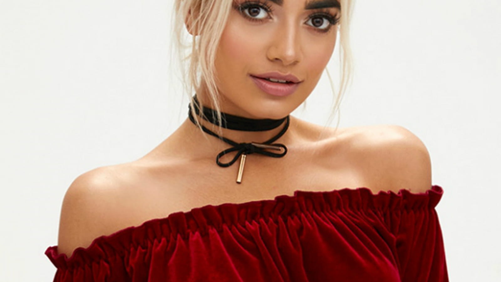 Crop top Prettylittlething 