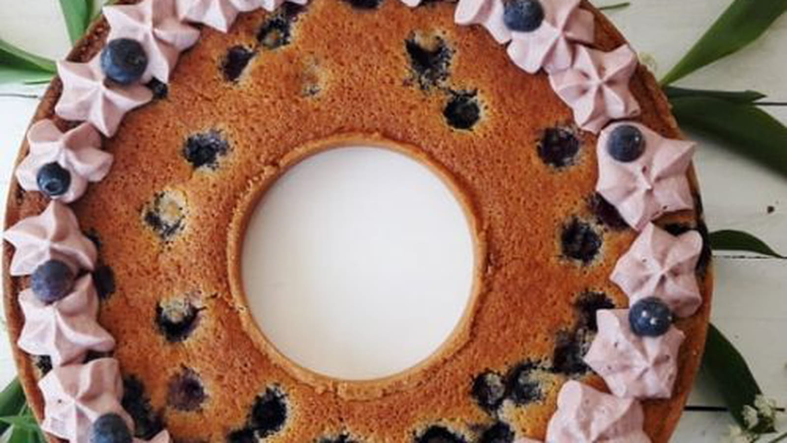 Tarte amandine aux myrtilles et ganache Framboise