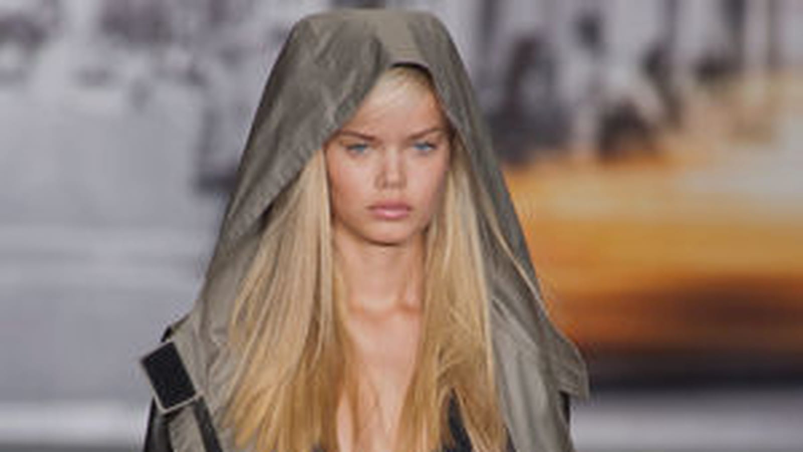 DKNY