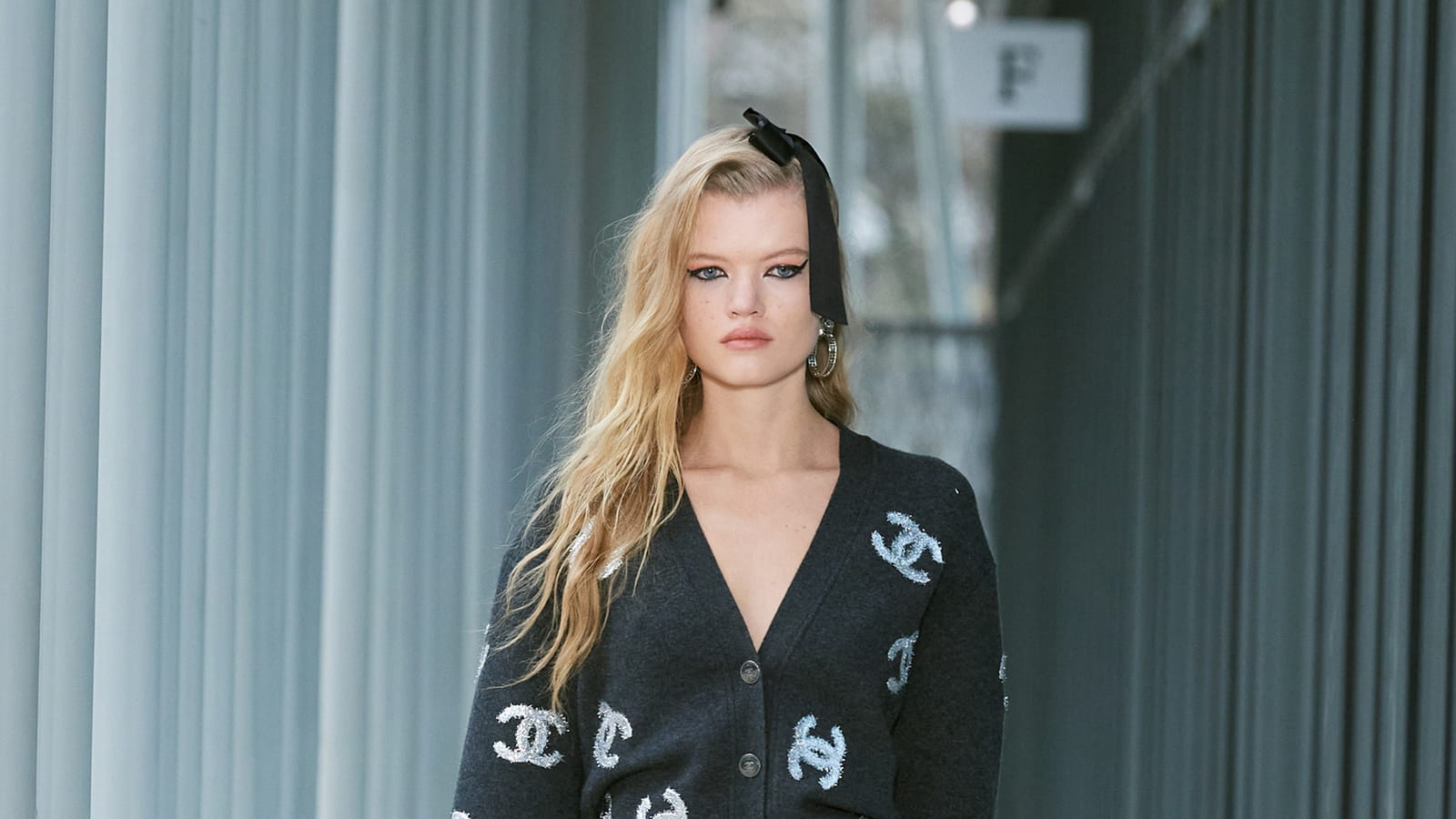 Look 37