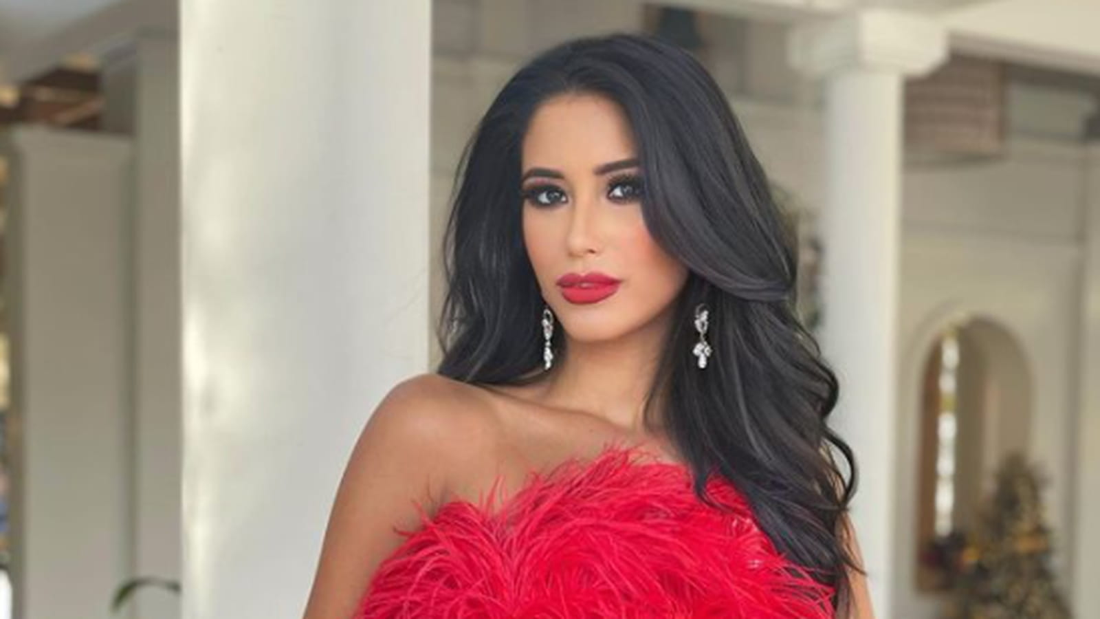 Panama: Krysthelle Barretto