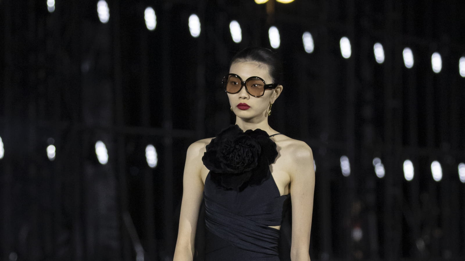 Look 27