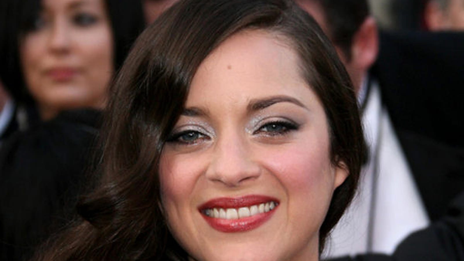 Marion Cotillard, cheveux longs