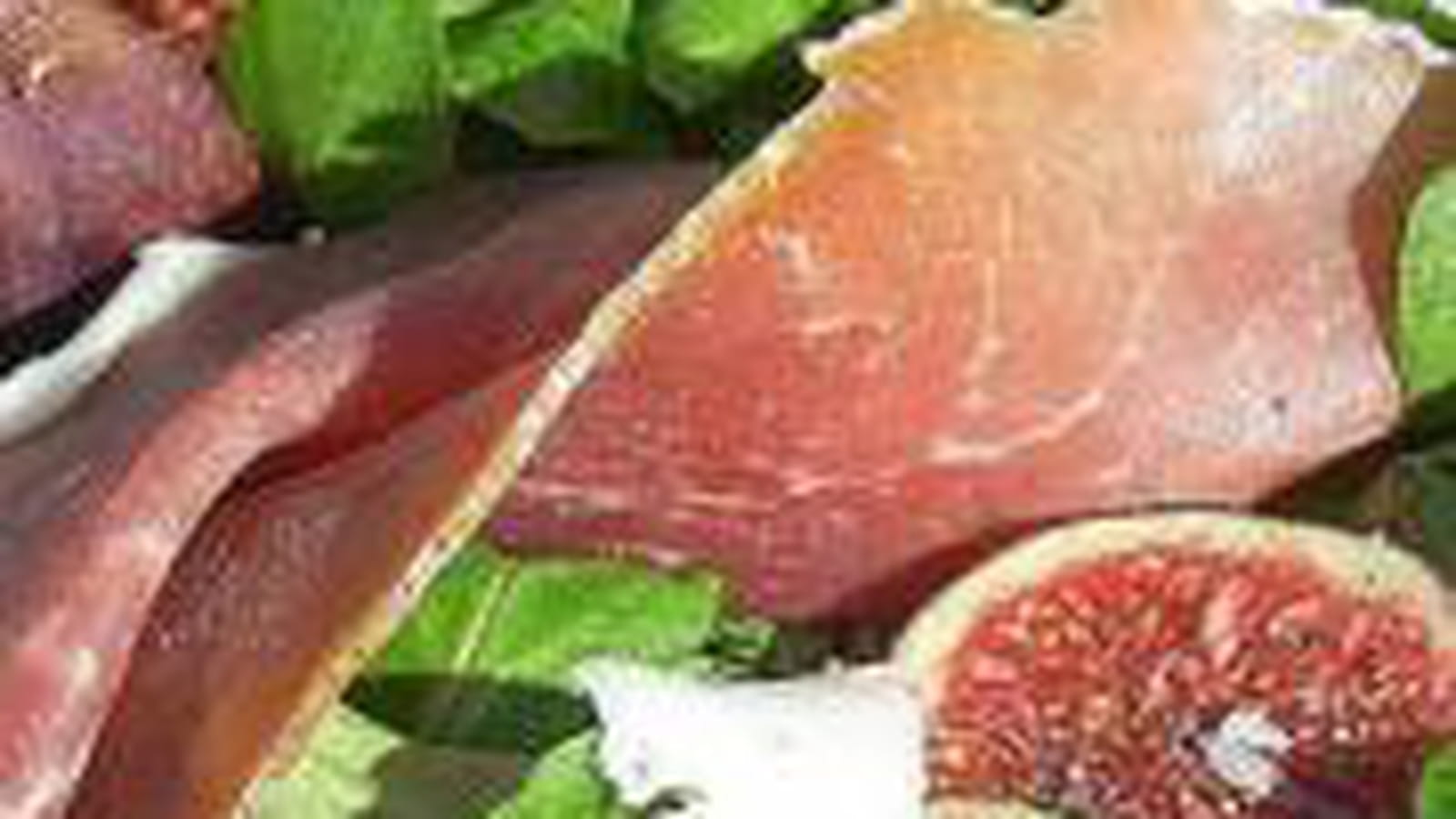 Figues fraîches au jambon sec de montagne et Ossau Iraty