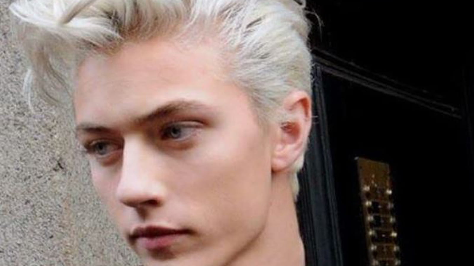 Les cheveux décolorées