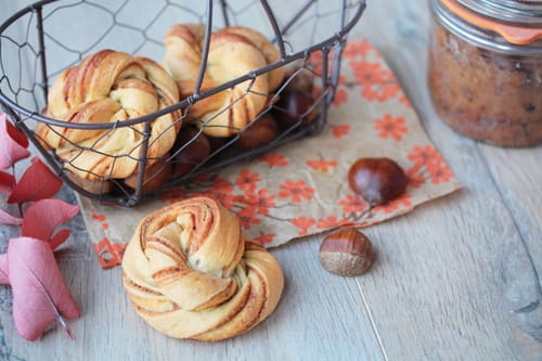 Brioches roulées à la vanille et à la crème de marron