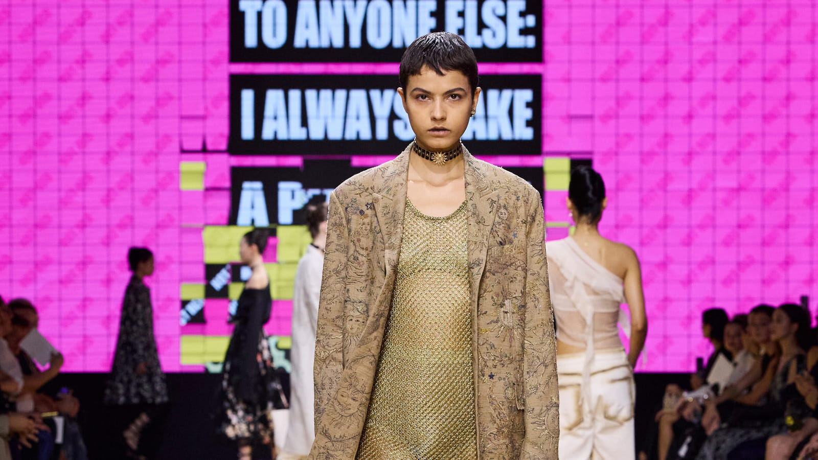 Look 61