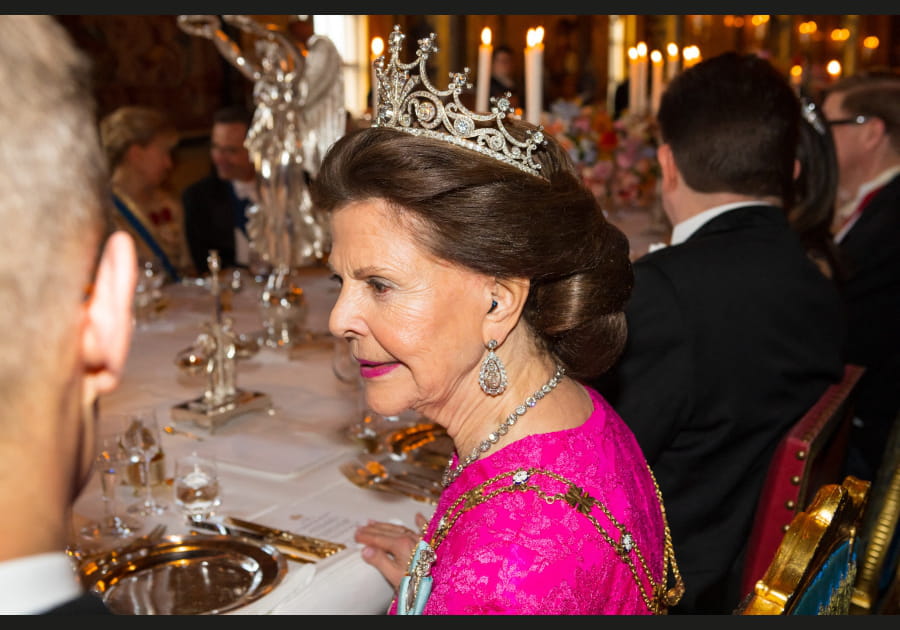 Top&nbsp;: la coiffure torsad&eacute;e de Silva de Su&egrave;de