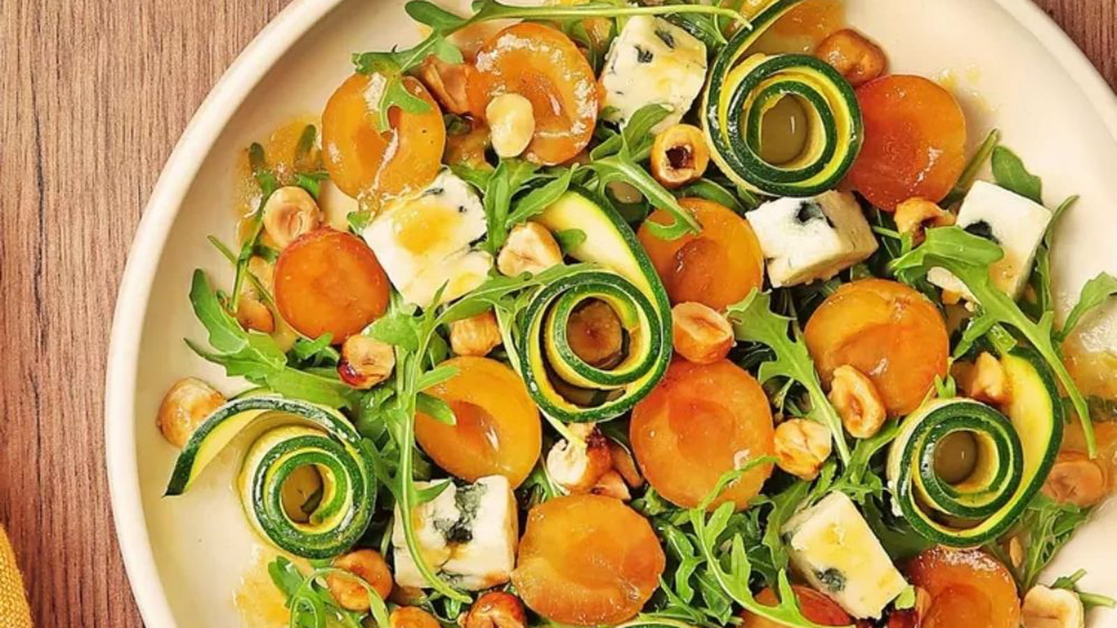 Salade de Mirabelles de Lorraine, courgettes crues marinées au pamplemousse