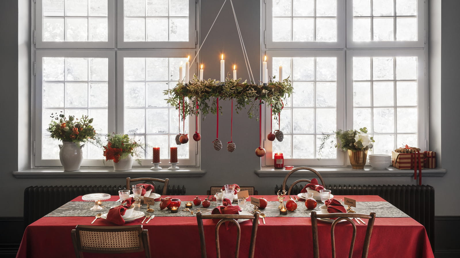 Au-dessus de la table