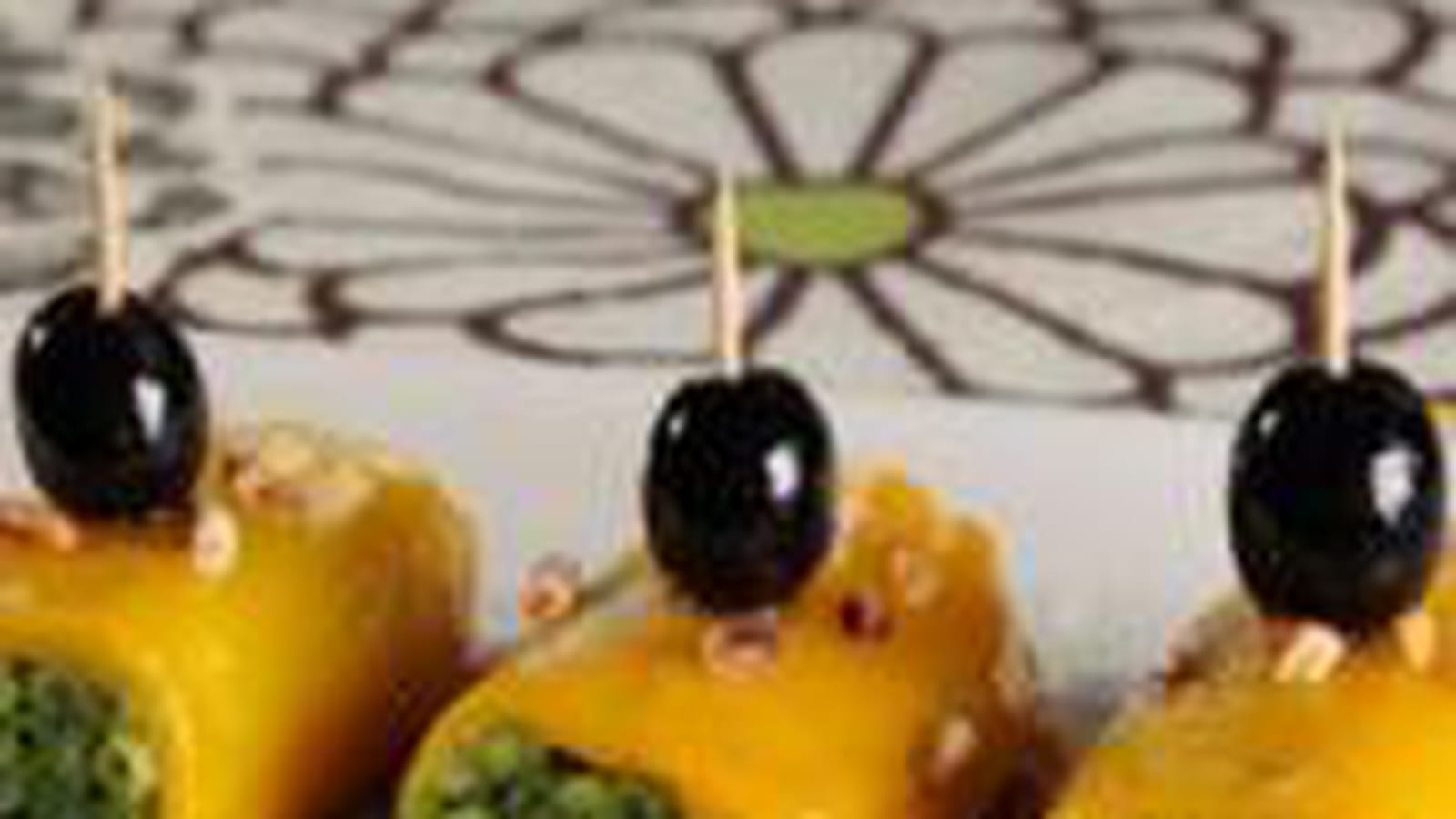Rouleaux de poivrons farcis aux haricots verts