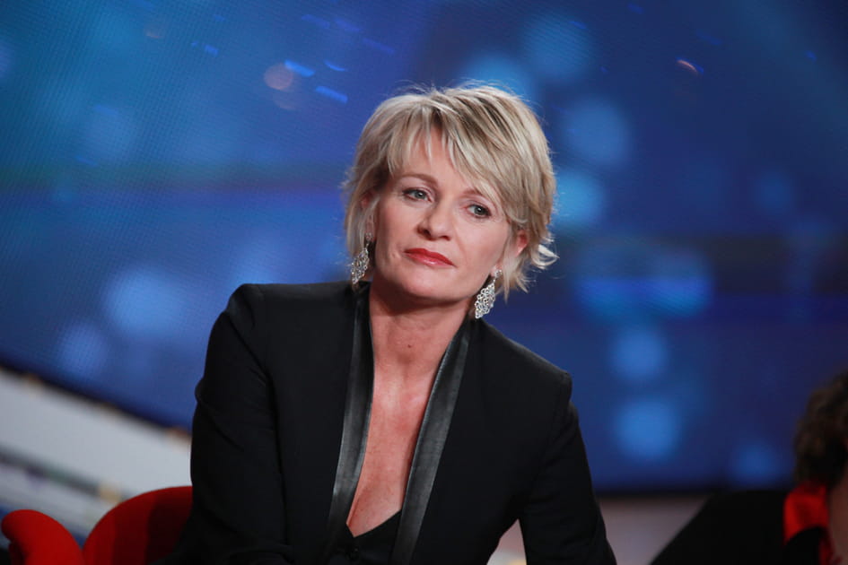 La frange d&eacute;grad&eacute;e de Sophie Davant