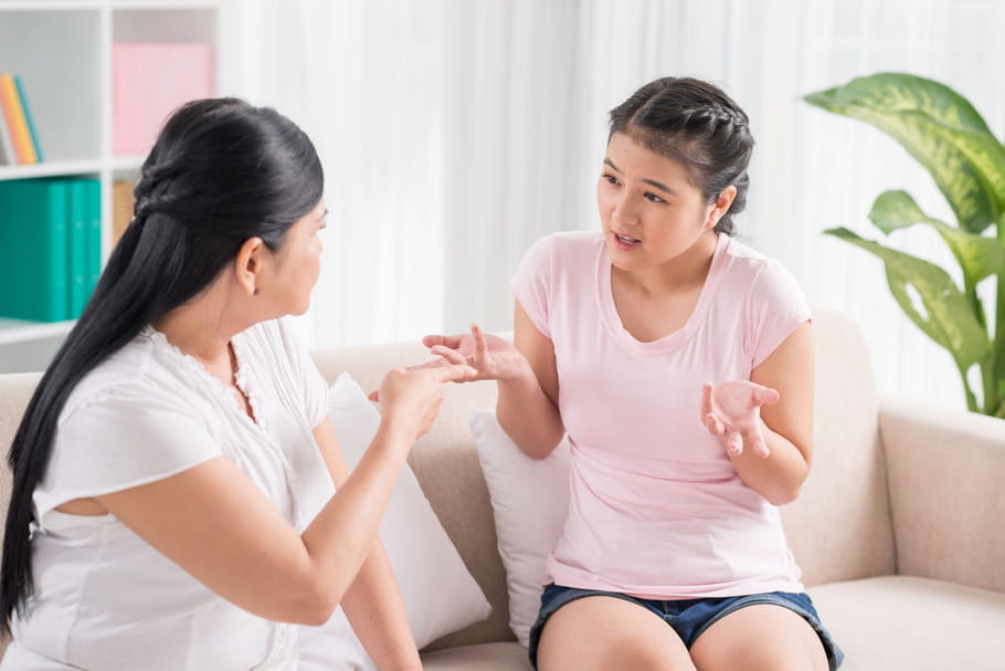 Grossesse précoce : comment accompagner sa fille ?