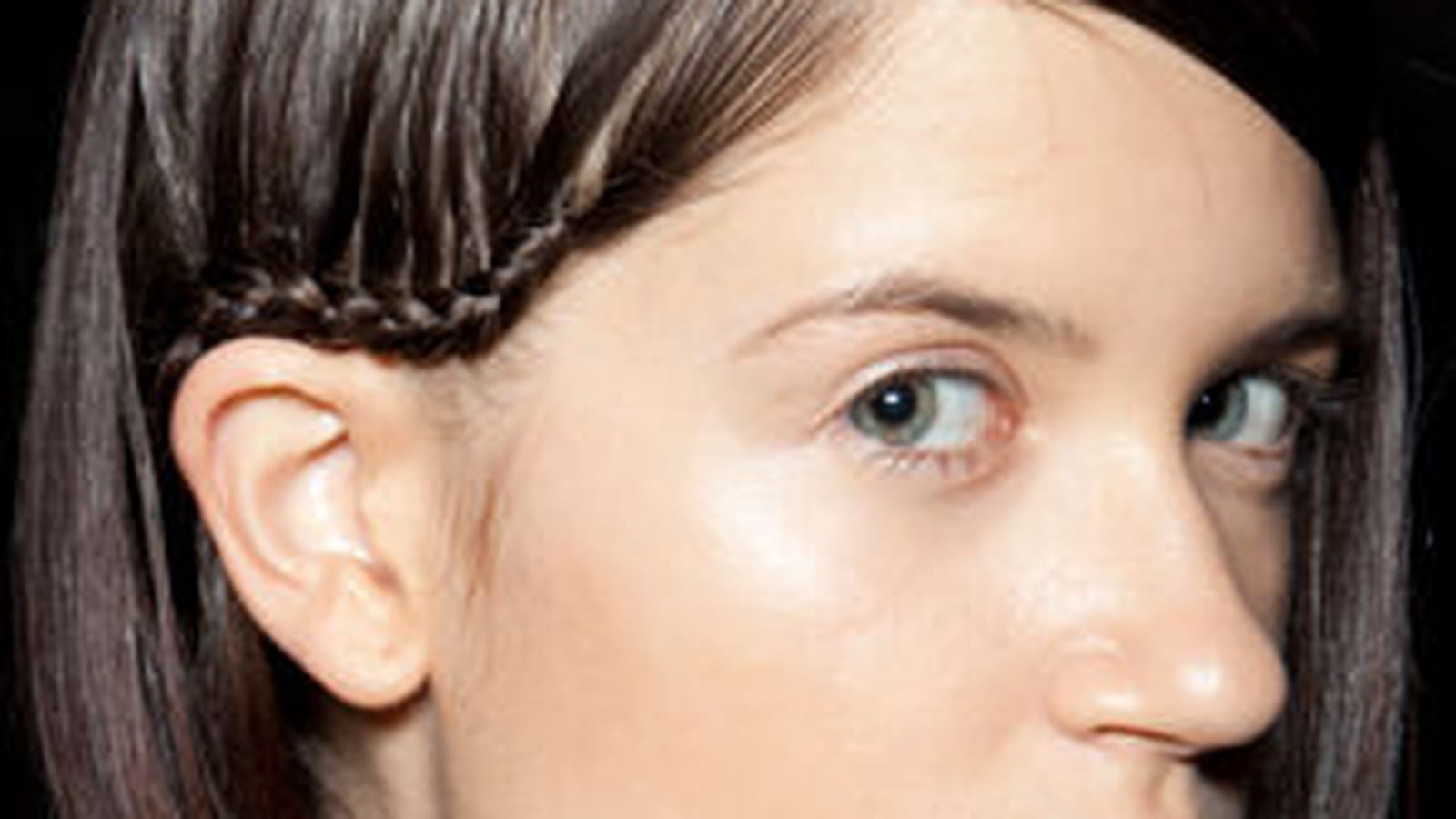 Le look beauté d'Hervé Léger by Max Azria