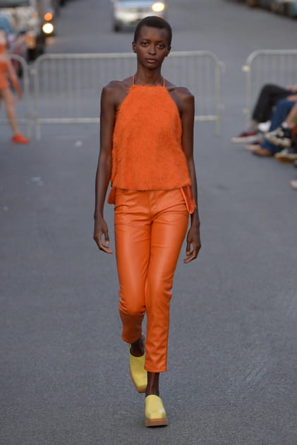 D&eacute;fil&eacute; Eckhaus Latta printemps-&eacute;t&eacute; 2022