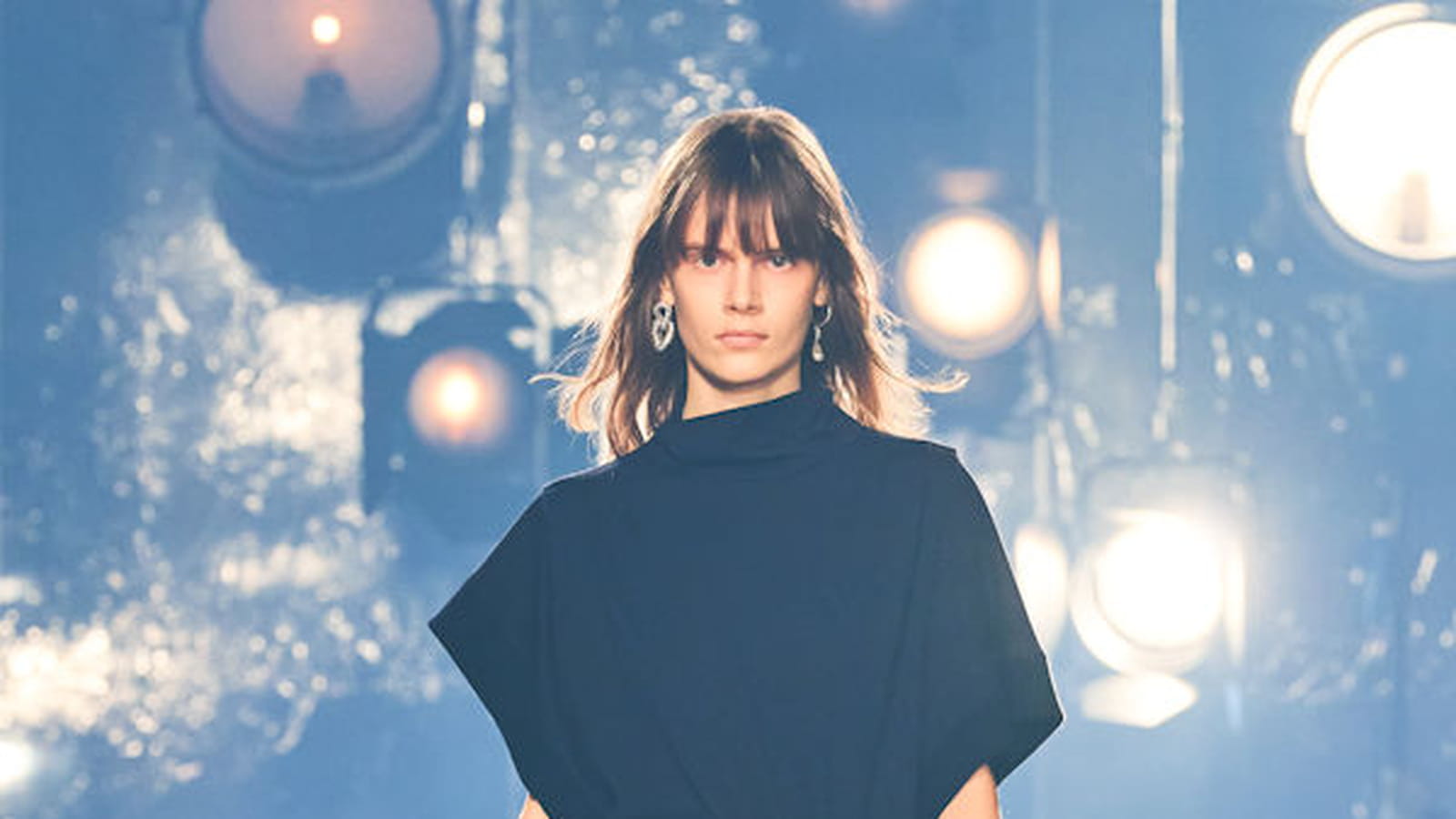 Look 30