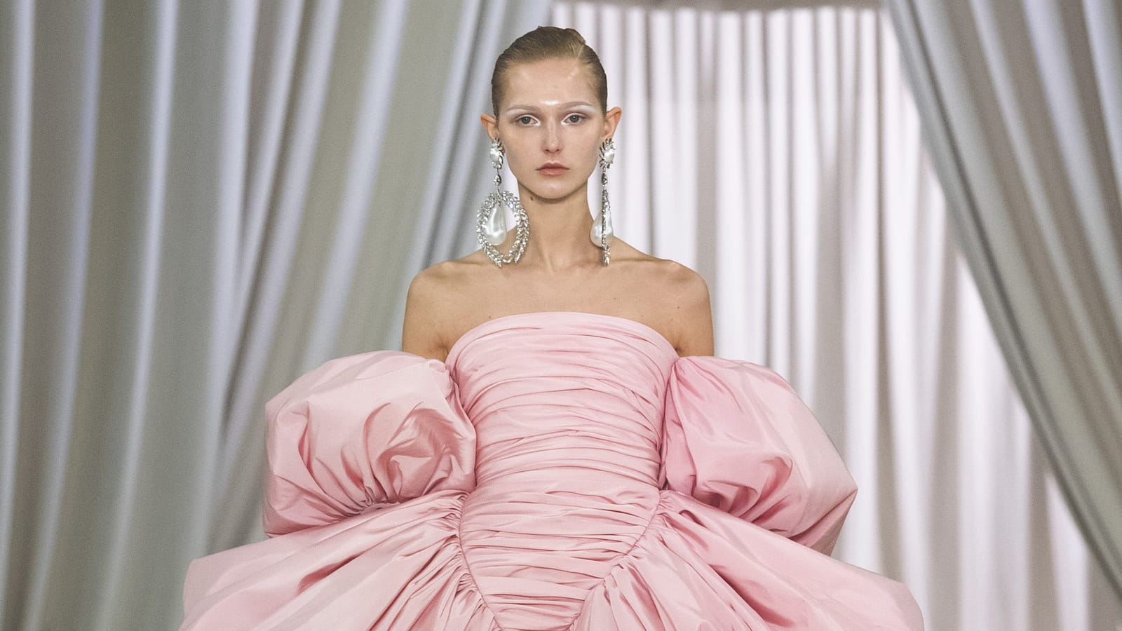 Look 1