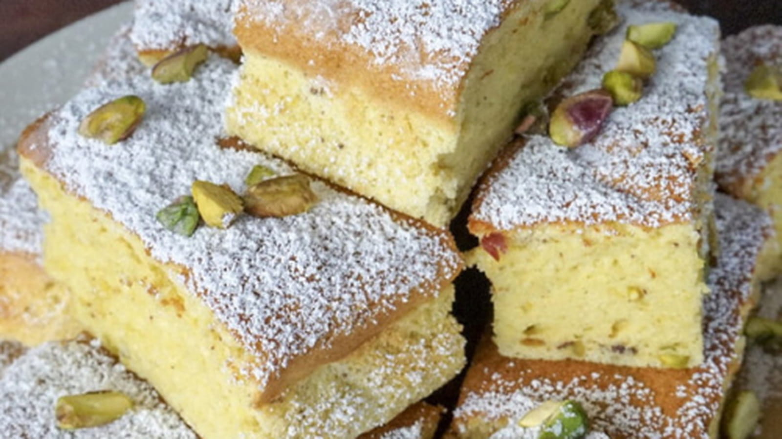 Gâteau moelleux à la pistache