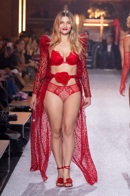 Look 47&nbsp;du d&eacute;fil&eacute; Etam Live Show 2023