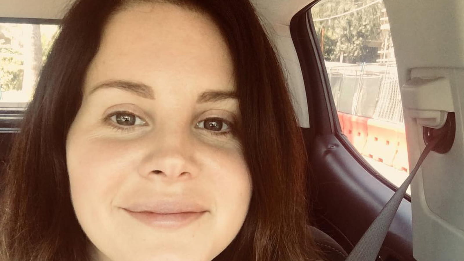 Lana Del Rey démaquillée