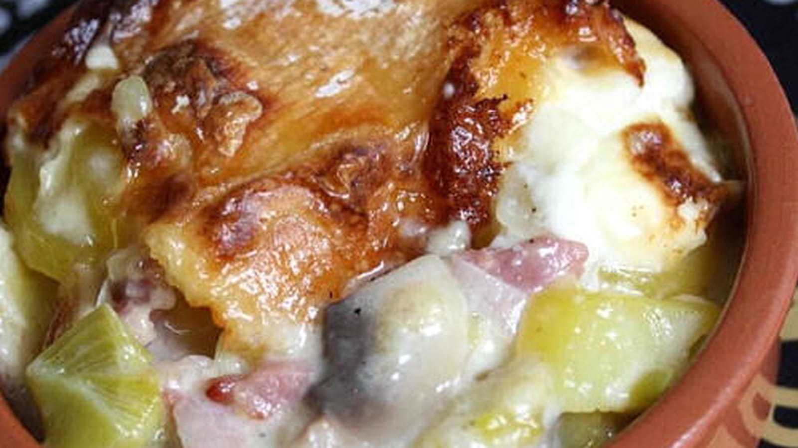 Tartiflette aux poireaux et champignons
