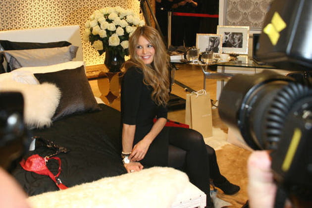 Elle MacPherson nous dévoile ses dessous