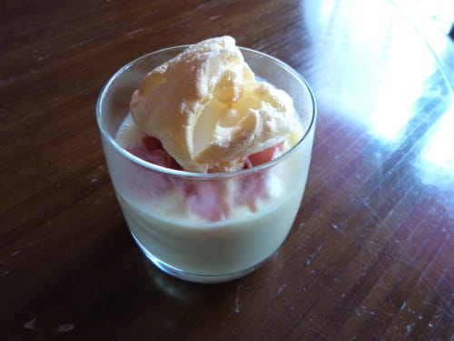 Île flottante à l'asperge et jambon cru en verrines