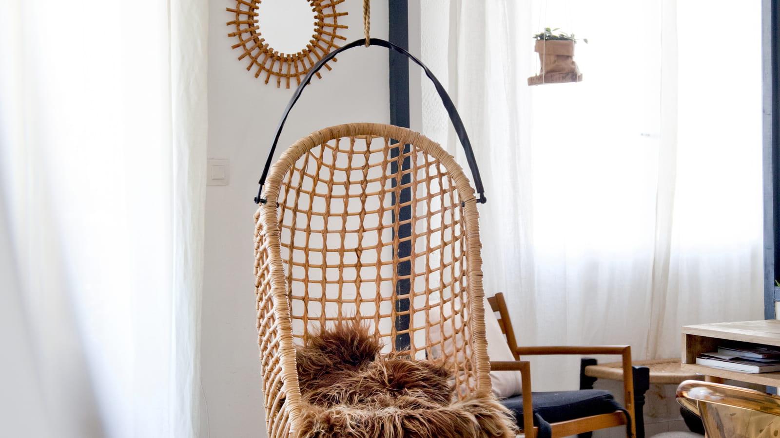 Fauteuil suspendu en rotin