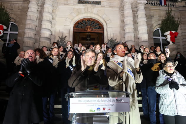Ang&eacute;lique Angarni-Filopon et les 30&nbsp;candidates &agrave; Miss France 2026&nbsp;lancent les illuminations &agrave; Amiens