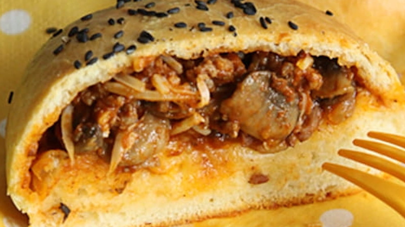 Buns au boeuf et au gruyère