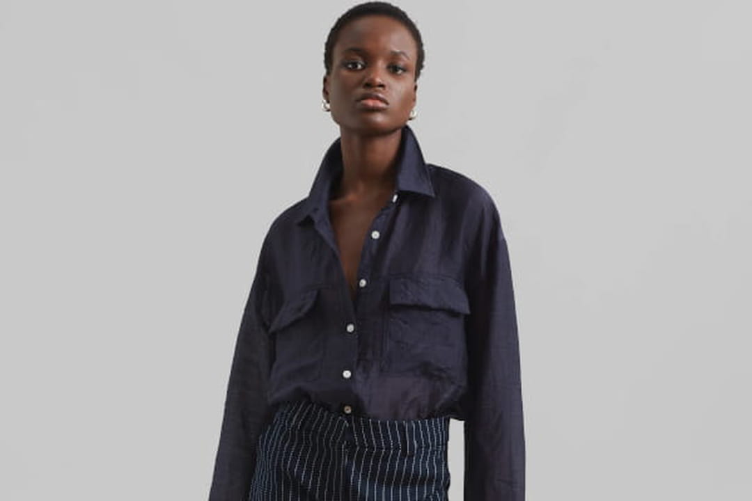 Short rayé bleu marine