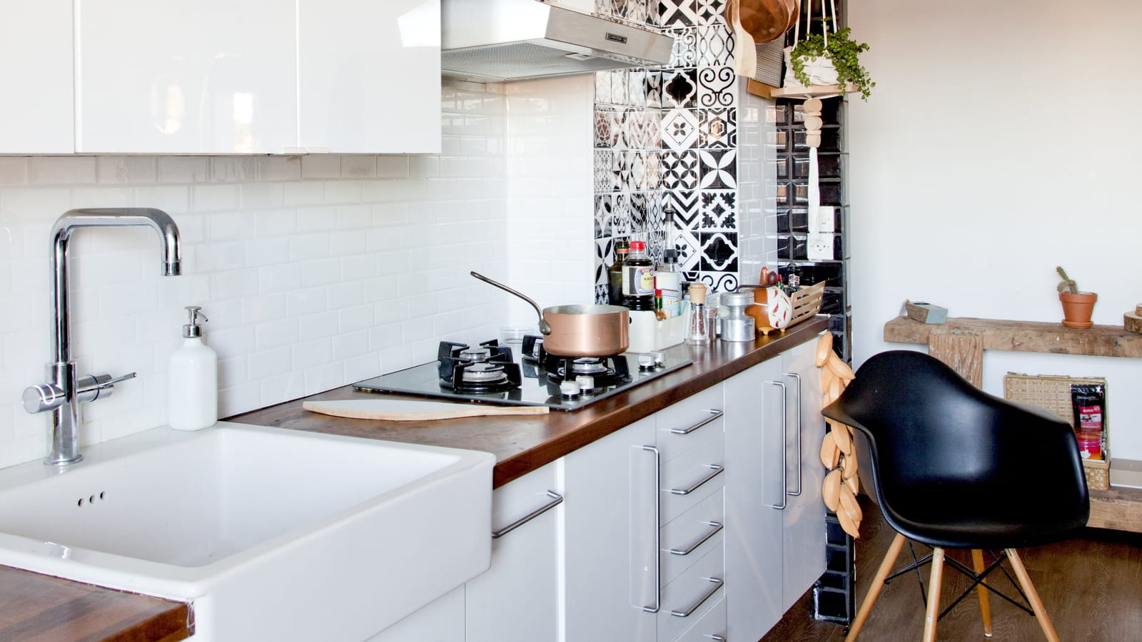 Cuisine blanche et noire 
