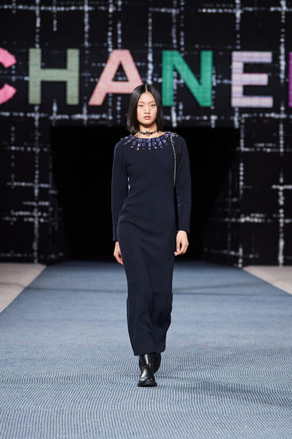Look 61&nbsp;du d&eacute;fil&eacute; Chanel