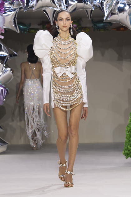 Look 19&nbsp;du d&eacute;fil&eacute; Giambattista Valli